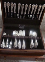King Richard by TOWLE Flatware set service for 12, 62 Pieces, 