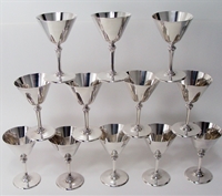  12 Cocktail Martini Cups, Mono 