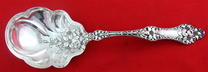 BERRY SERVING SPOON, 9 1/4"