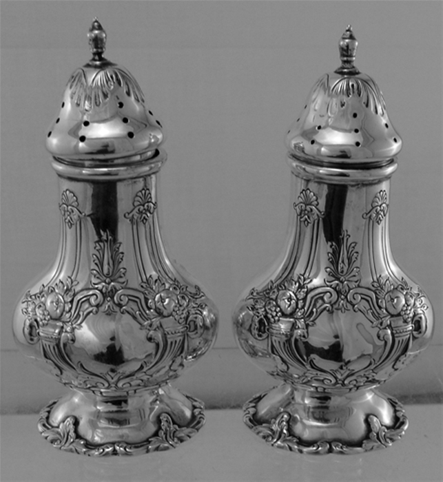 FRANCIS I SALT AND PEPPER SHAKERS, Ver