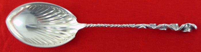 Berry Serving Spoon, 9 1/2"