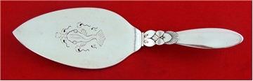 PIERCED FISH SERVER