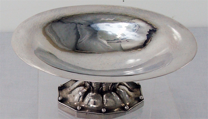 Georg Jensen Denmark Sterling Silver Oval Dish on a stand no. 42
